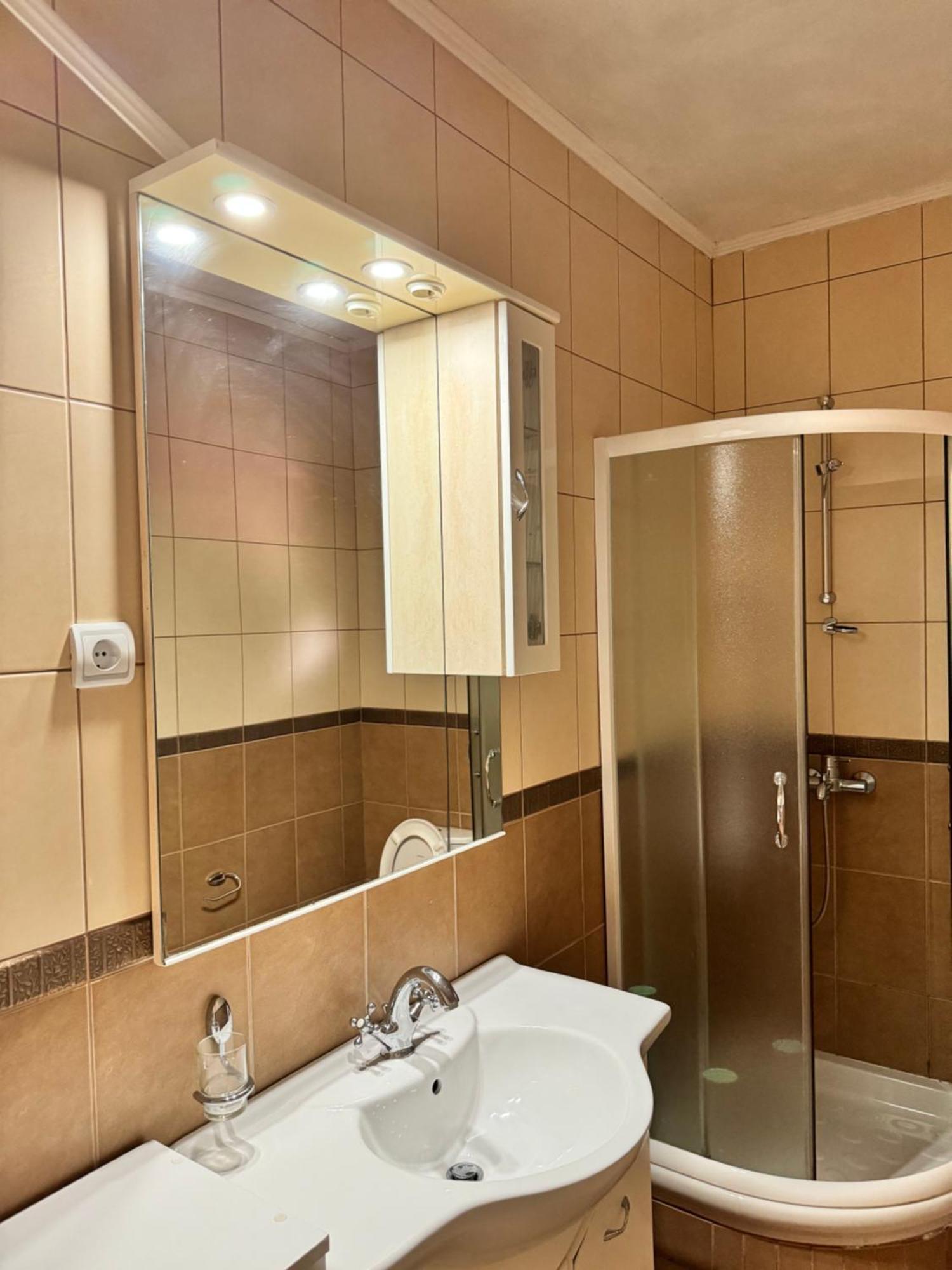 Carine Garden Appartement Risan Buitenkant foto